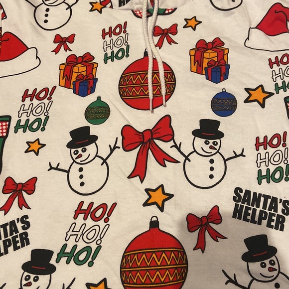 NWT ON FIRE Size L Christmas Print Hoodie - Picture 2 of 9